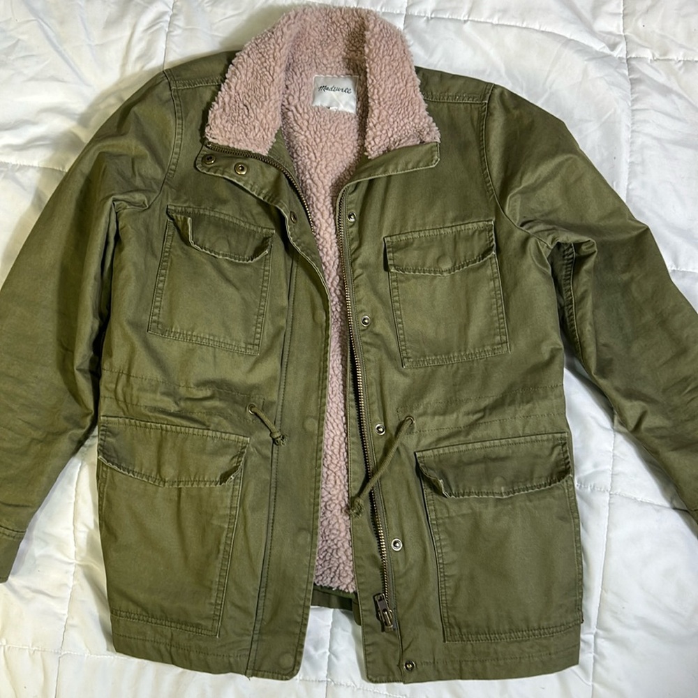 Womens Madewell barn jacket coat. Size Small. Olive green.